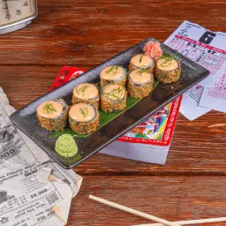 Tod Sochi (Deep-Fried Sushi Roll)