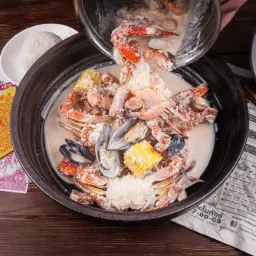 White Sauce Prawn Bucket