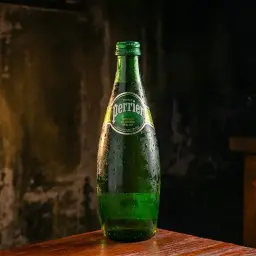 Perrier Large (750 ml)